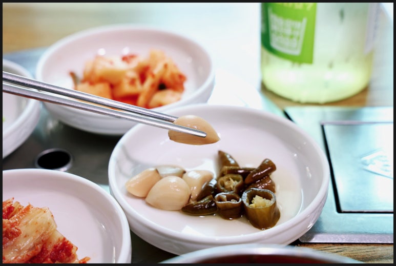 팔송황기더덕막국수 이미지