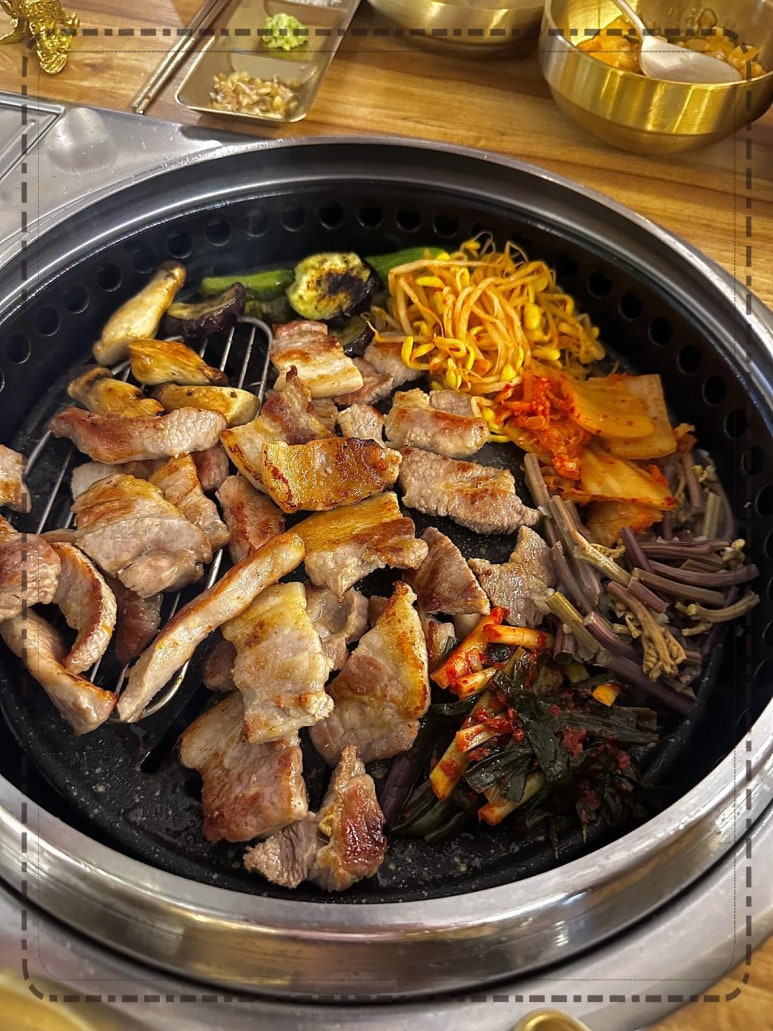 고기곳간 이미지