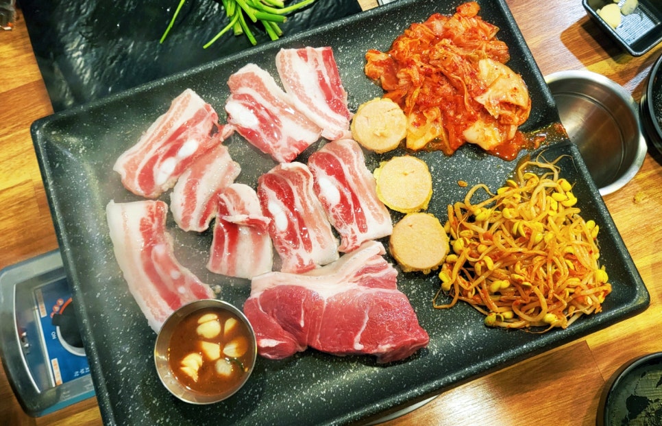 꽃돼지냉삼 이미지