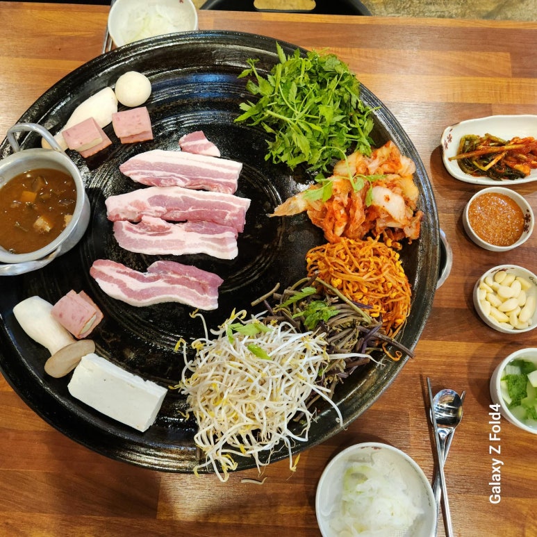 고기뚜겅 이미지