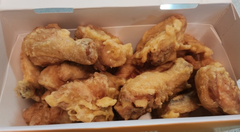 치킨플러스(본오점) 이미지