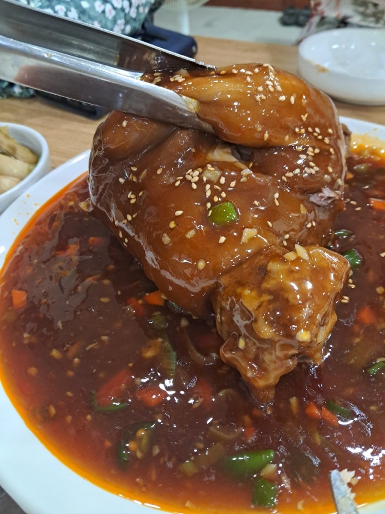 춘화족발 이미지