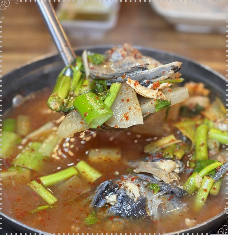 산꼼장어조개구이 이미지
