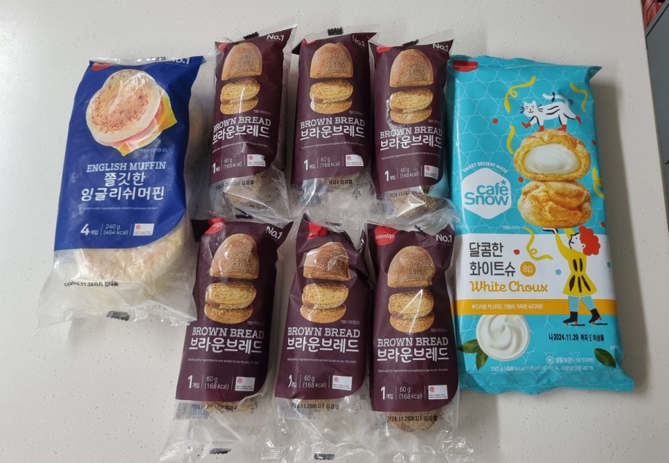 슈 브레드 빵 이미지