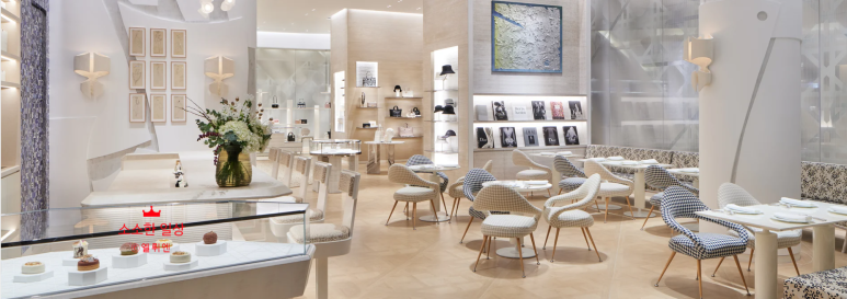 카페 디올(Cafe Dior) 이미지