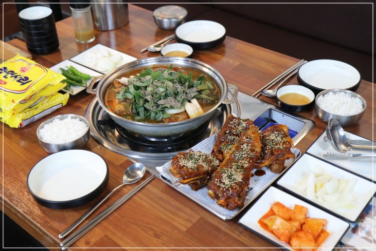 무청감자탕 이미지