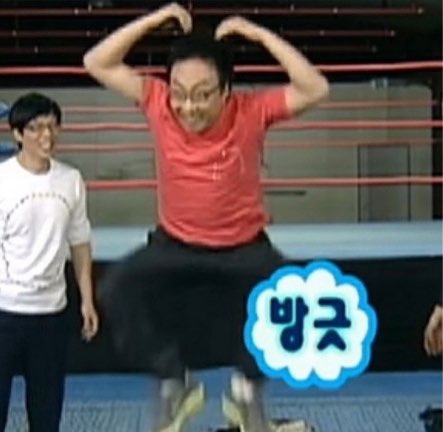 카페 토요일 이미지