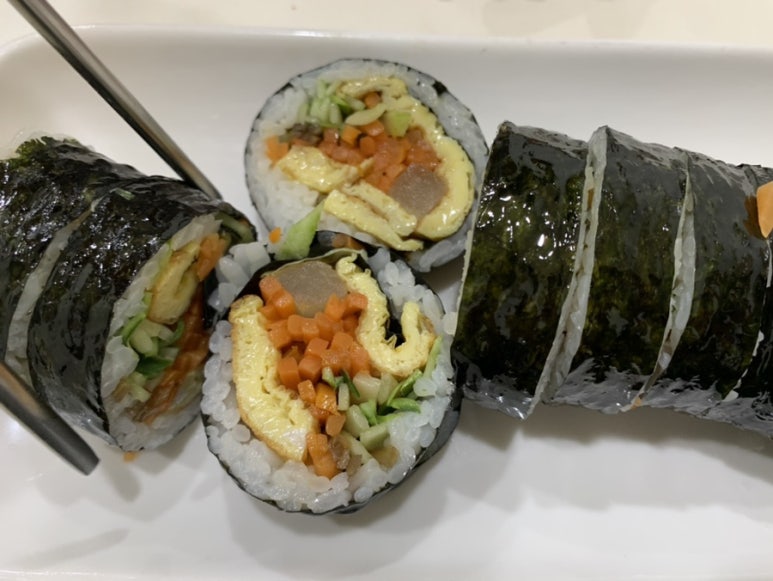 진실한김밥 이미지