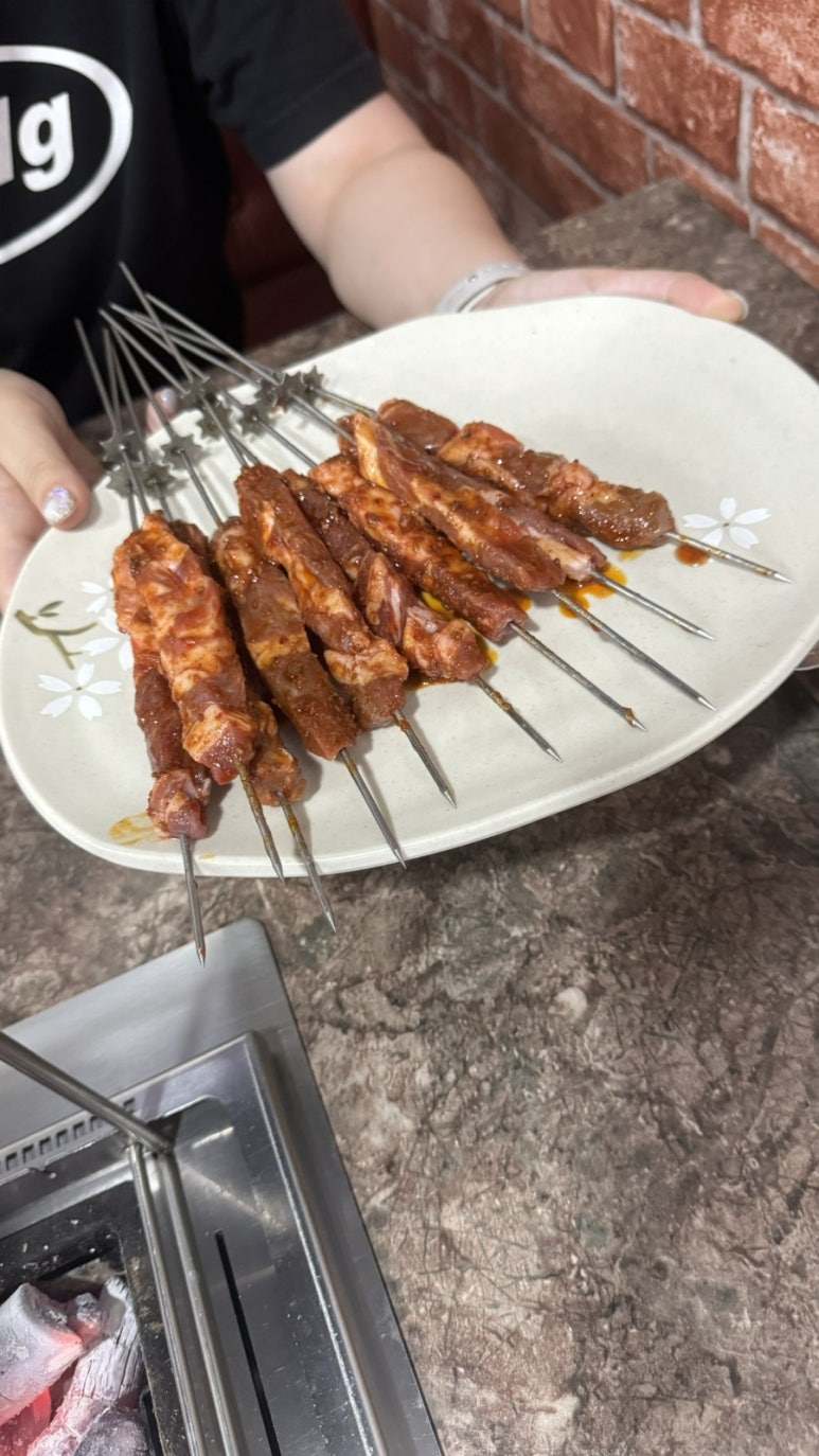 구수한 양꼬치 이미지