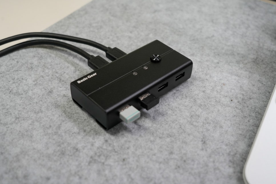 베이직기어 USB KVM 스위치 선택기 "다중 PC 연결 기능으로 아이패드프로와 삼성 노트북을 연결하다. 이미지 13