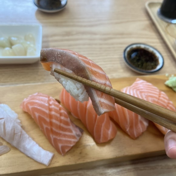 뚱초밥 이미지