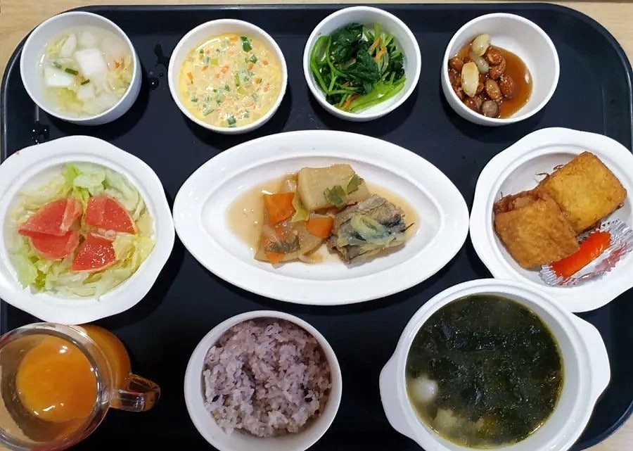 연근이해물찜 이미지