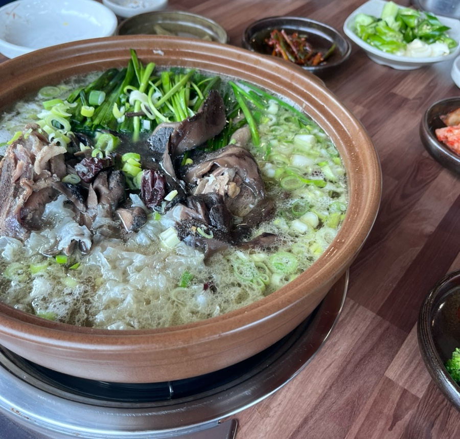 나븐들닭칼국수 이미지