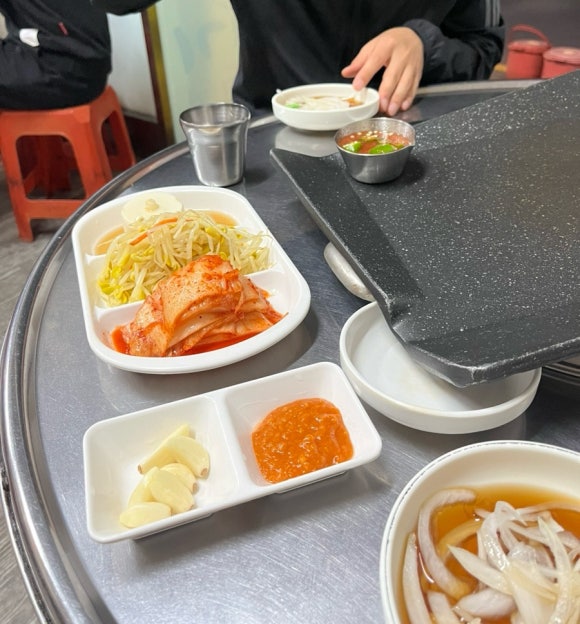 뭉티기뒷고기 이미지