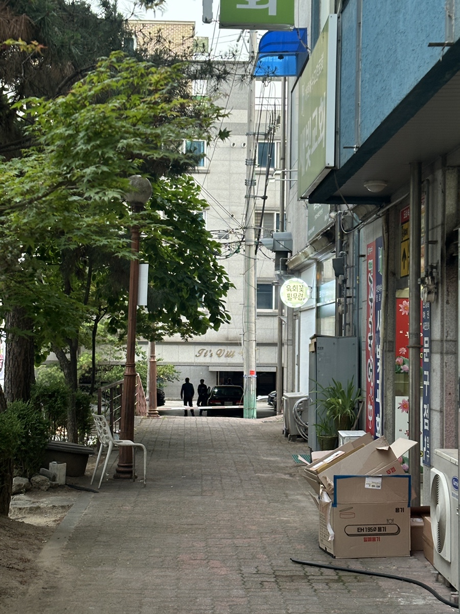 한우육회전문점 필 이미지