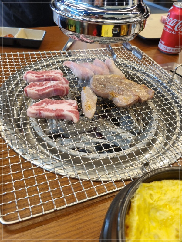 고기앤고기 이미지