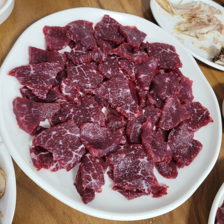 참생고기육회식당 이미지