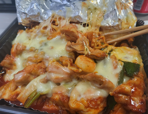 기영이숯불두마리치킨시흥배곧점 이미지
