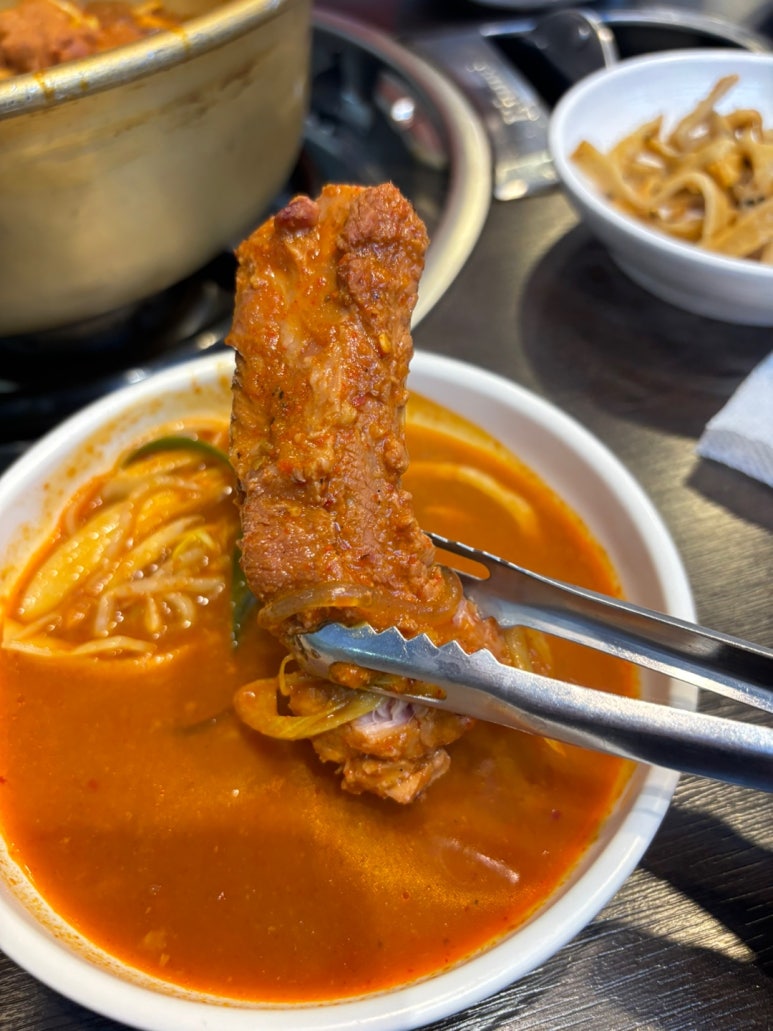 진미 양푼등갈비 이미지