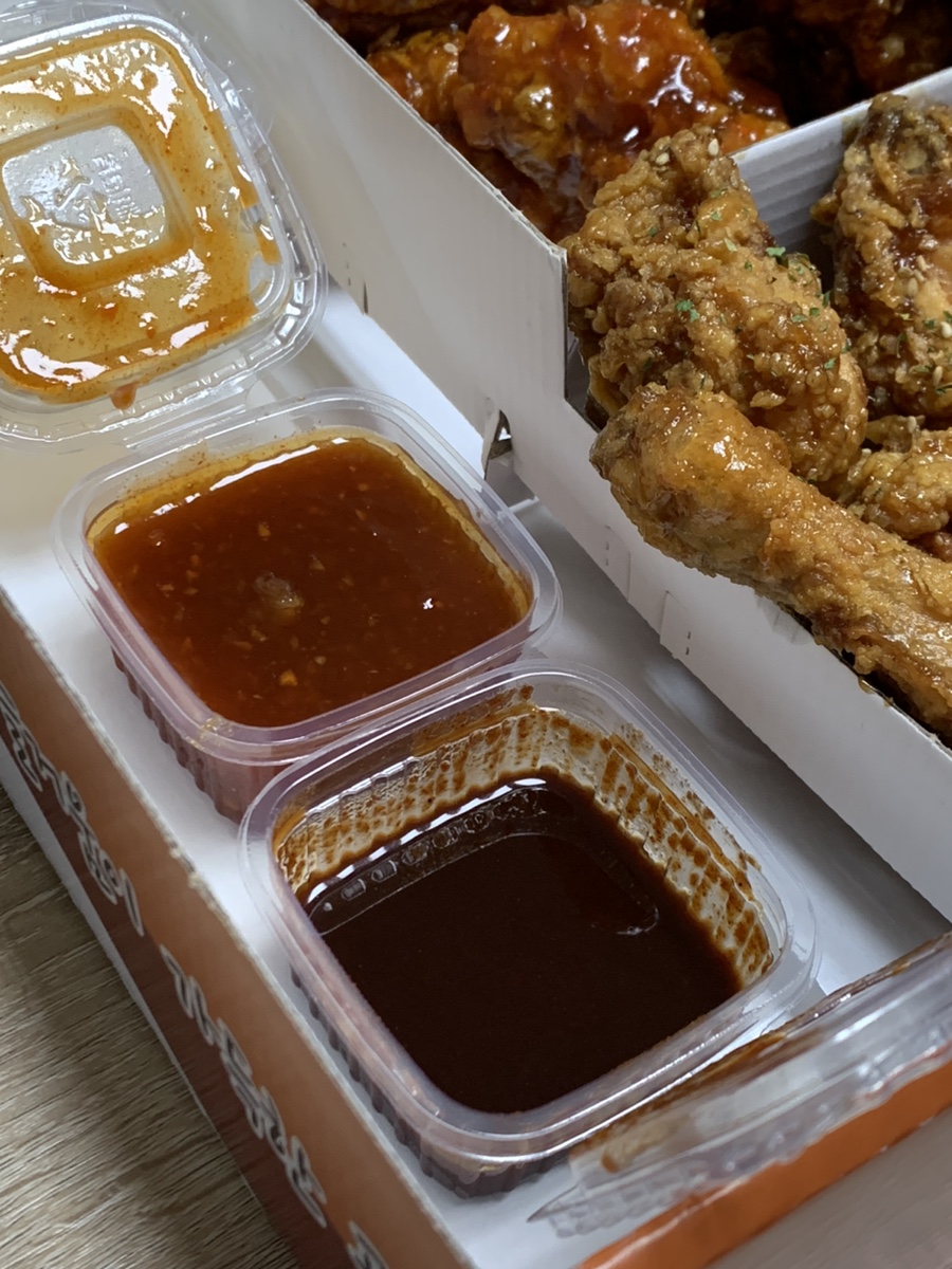 블랙퀸의 치킨사랑 이미지