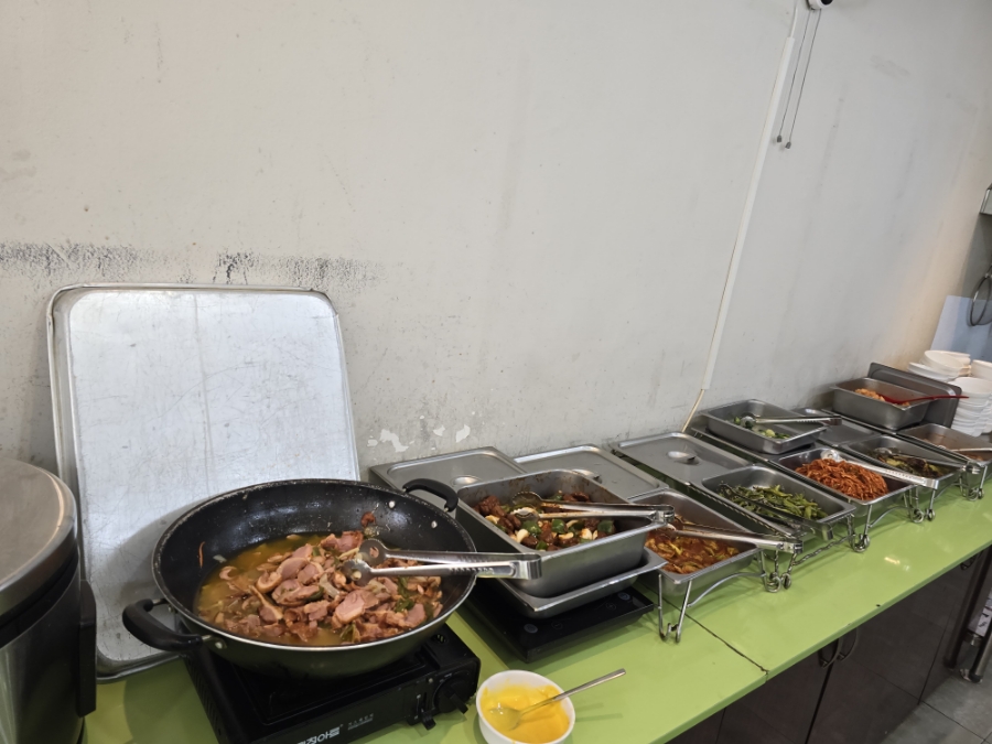 집밥함바뷔페식당 이미지