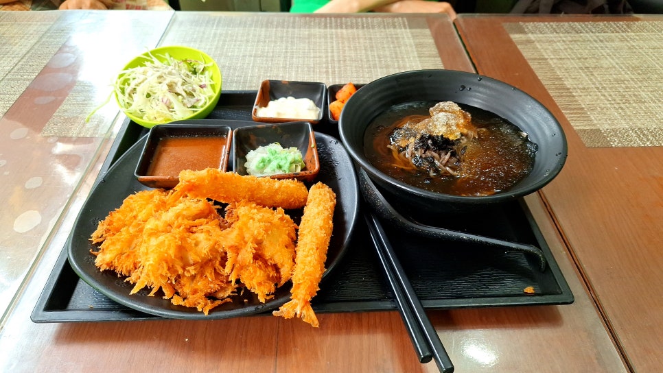 모모돈까스&모밀 사진 7