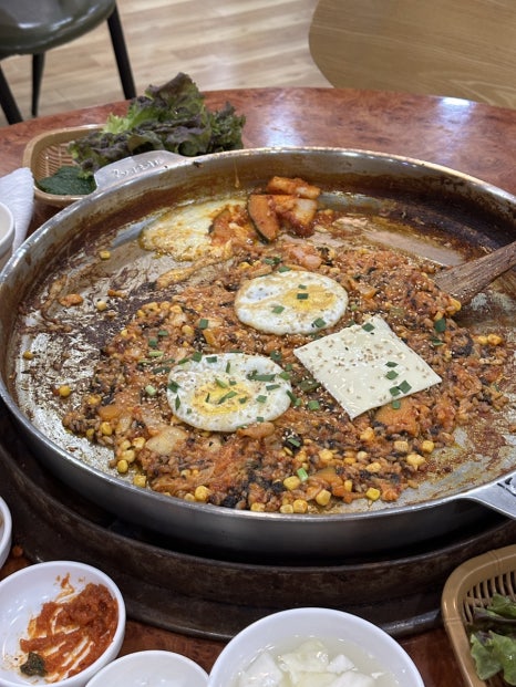 매운춘천닭갈비 이미지