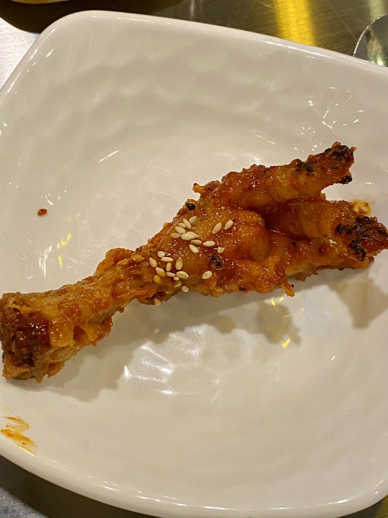 꼬꼬불닭발 이미지