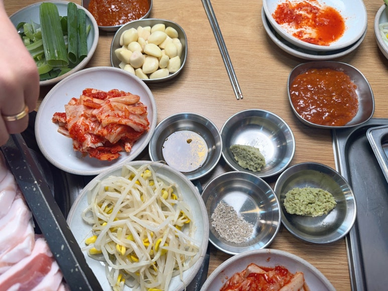 황금복돼지 이미지