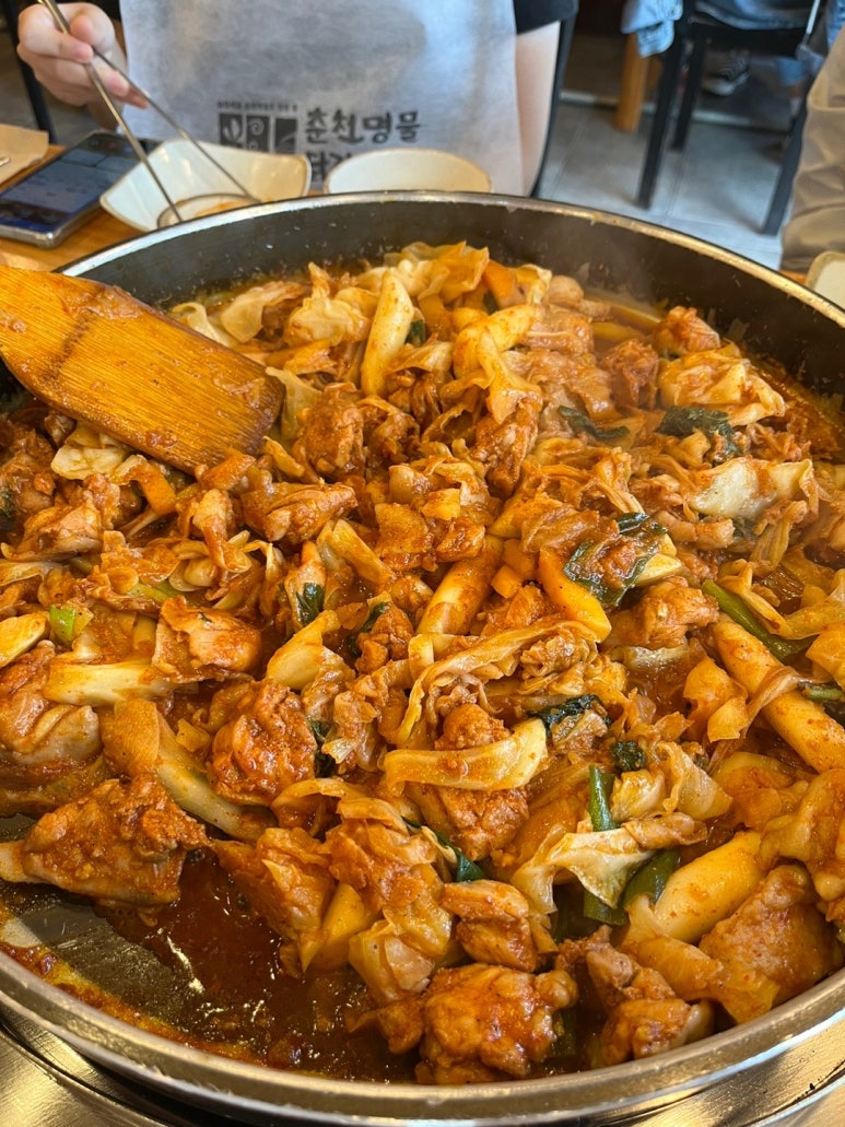 춘천명물닭갈비 이미지