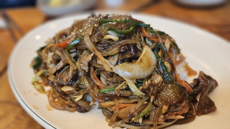 삼팔반점 이미지