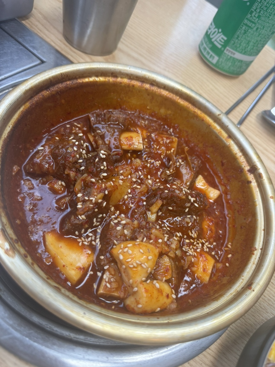 이가네고령촌돼지찌개 이미지