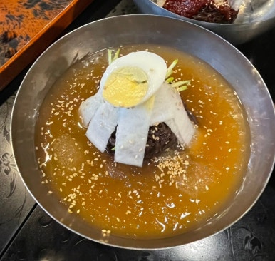 48블럭솥뚜껑삼겹살 이미지