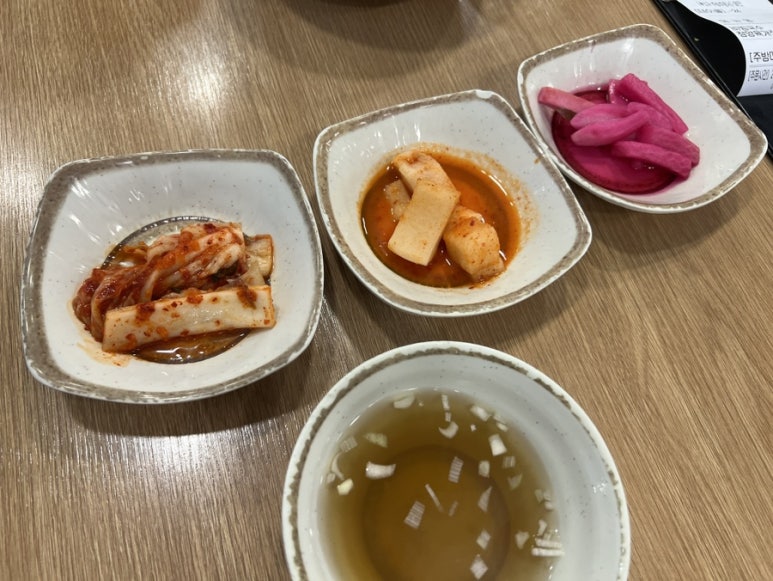 뜨뜻국수 이미지