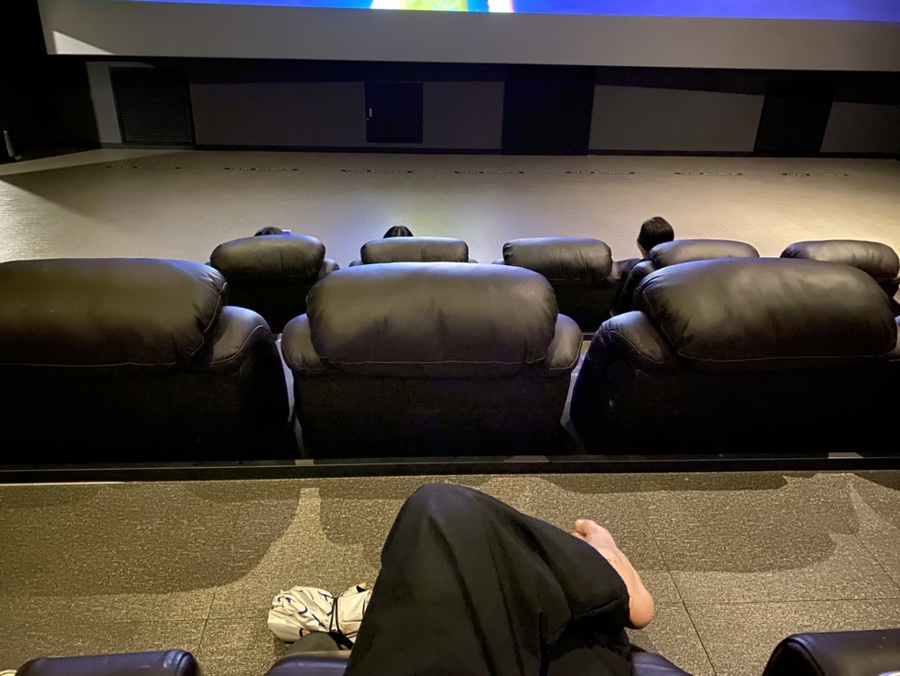 롯데시네마 수지 5관 이미지