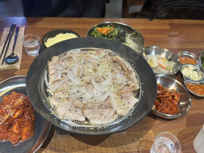 세탁소아랫집 이미지