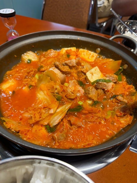 백채김치찌개 낙성대점 이미지