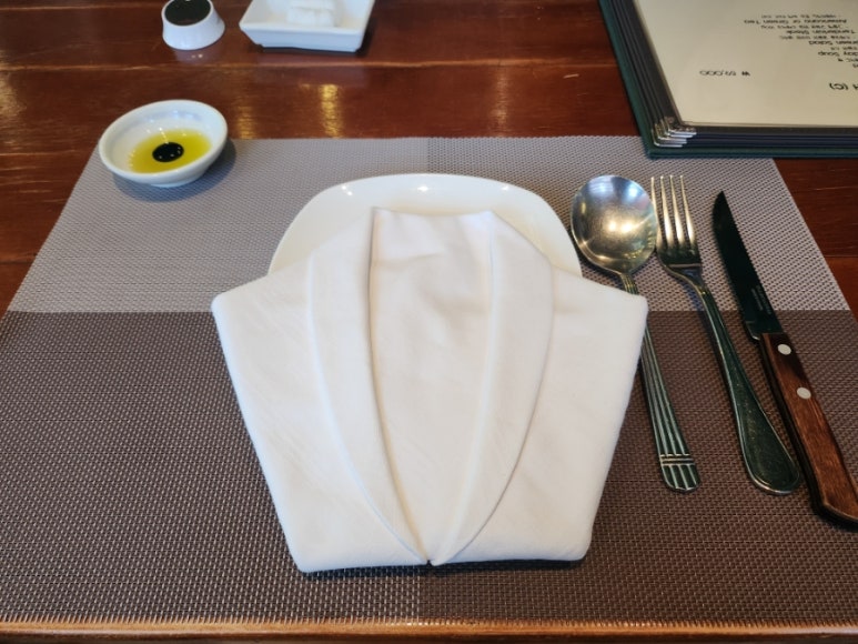 꼬뜨레스토랑 이미지