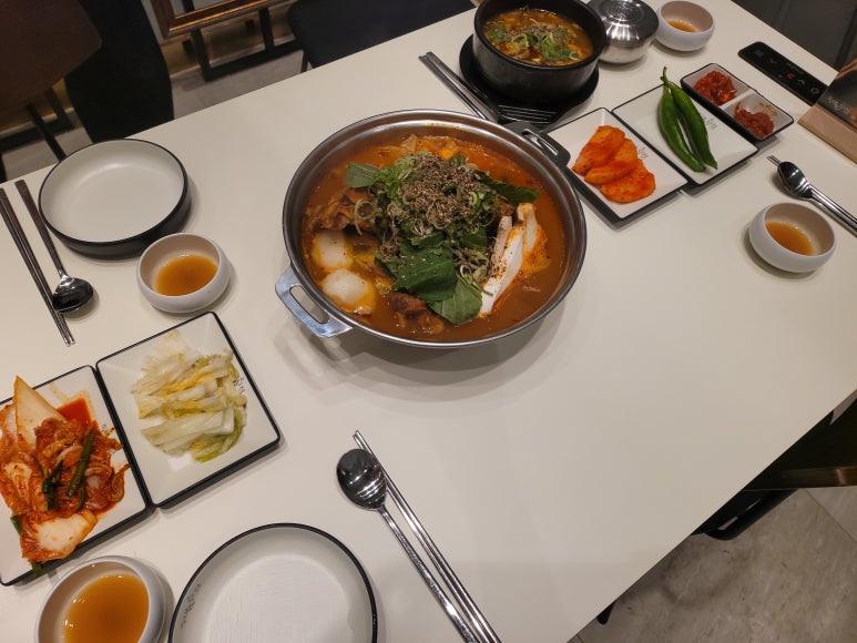 족발야시장&무청감자탕광화문 이미지