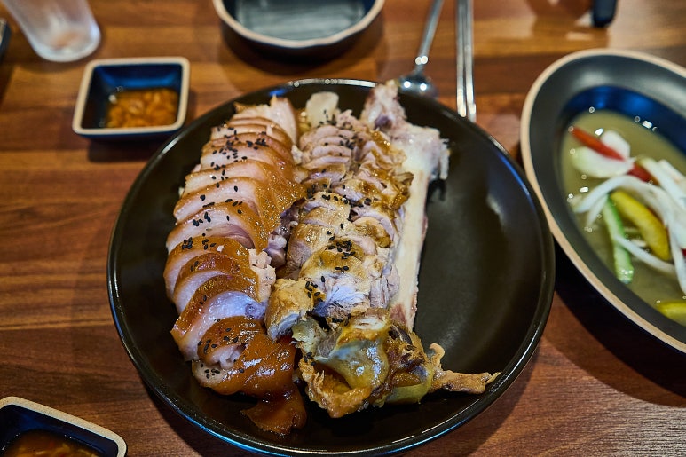더맛있는족발보쌈아산용화점 이미지