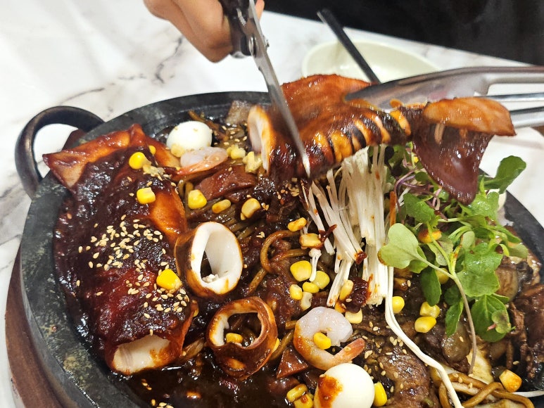 앞산돌쇠짜장 이미지