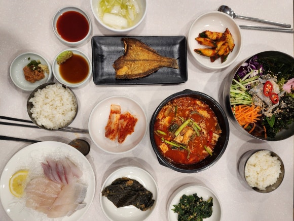 궁중해물탕조씨집 이미지