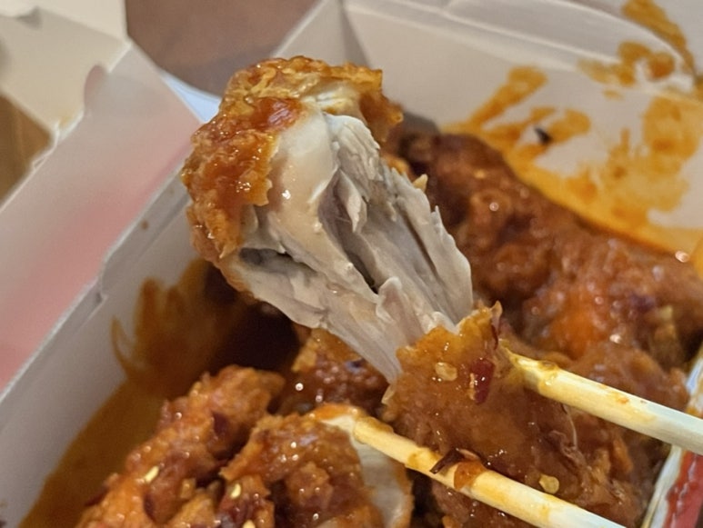 자담치킨 안산중앙역점 사진 6