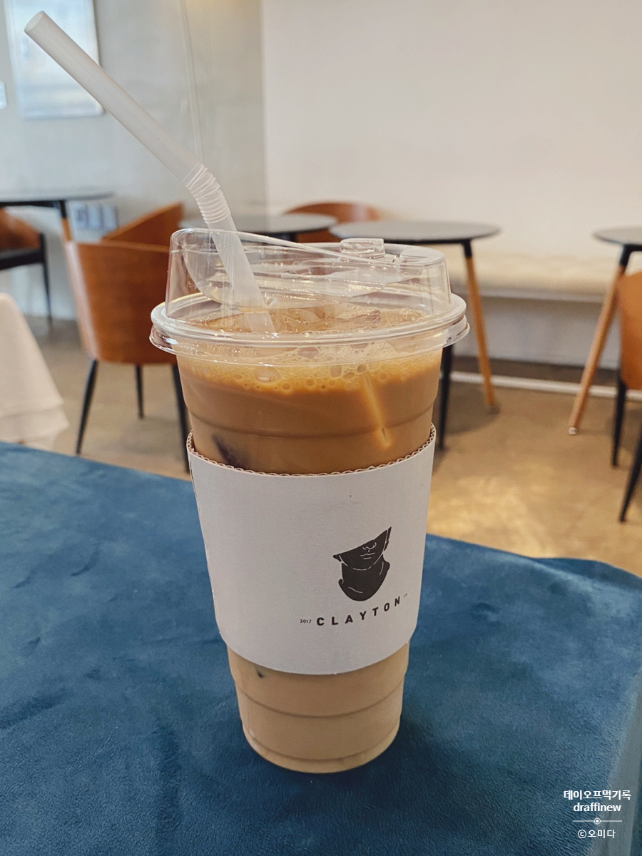클레이튼커피 이미지