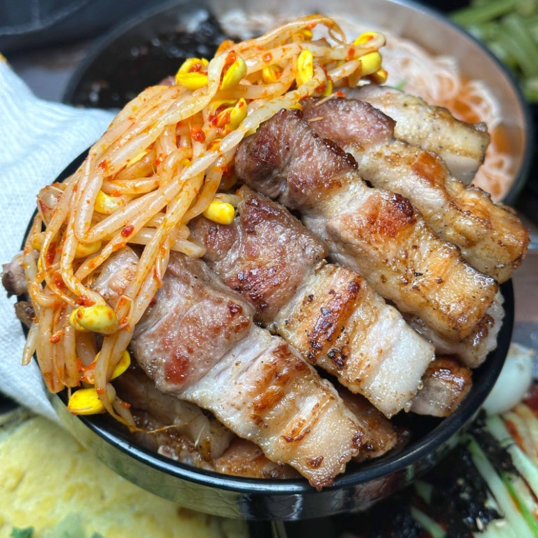육감돼지 이미지