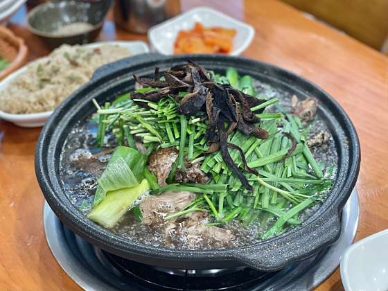 올능이능이버섯백숙 이미지