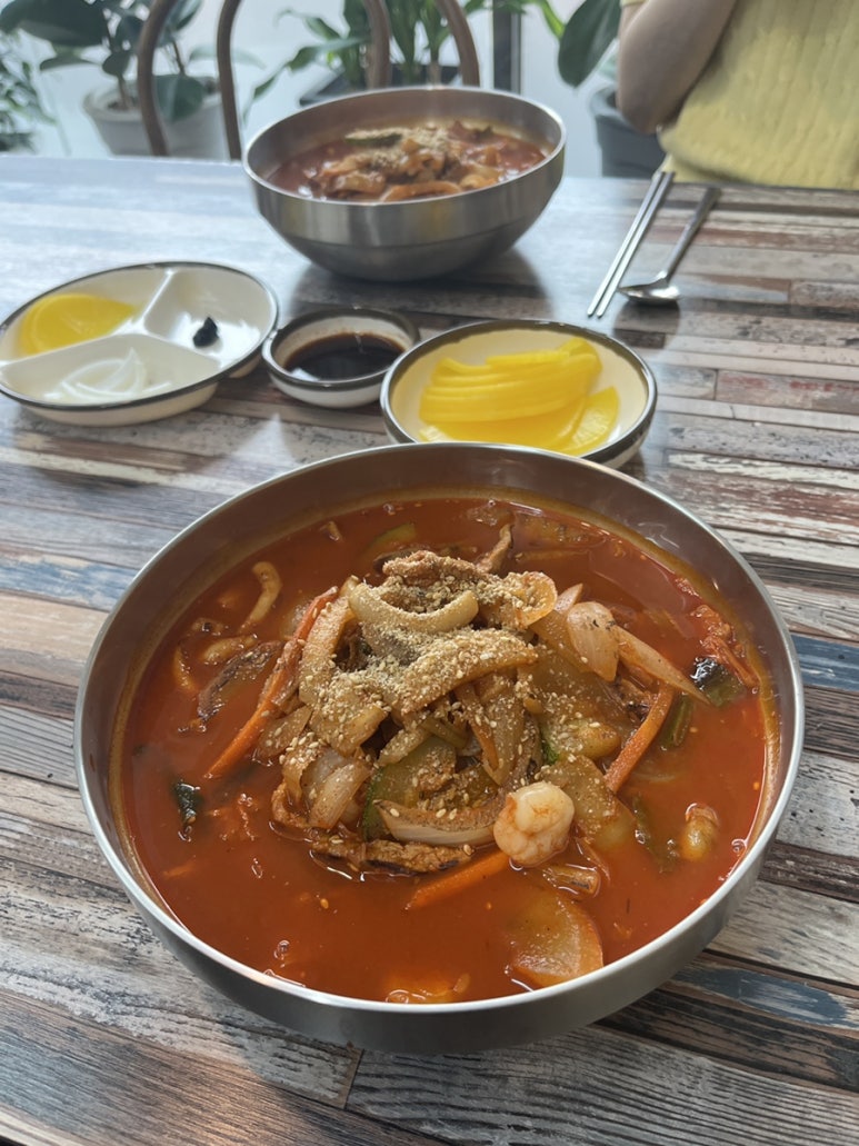 염짬뽕 이미지