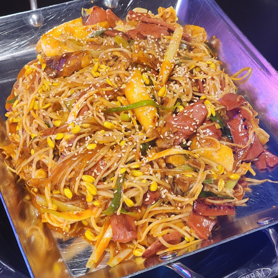 완백부대찌개삼겹살 교대점 사진 6