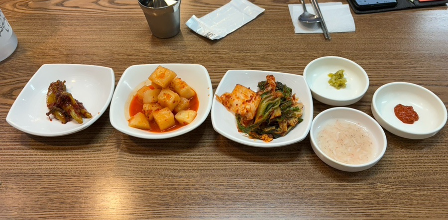 만천수육국밥 이미지