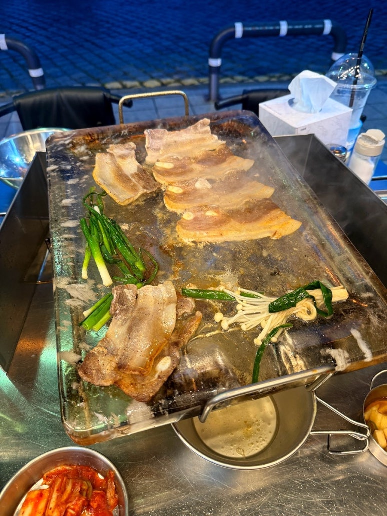 냉삼뷰 이미지